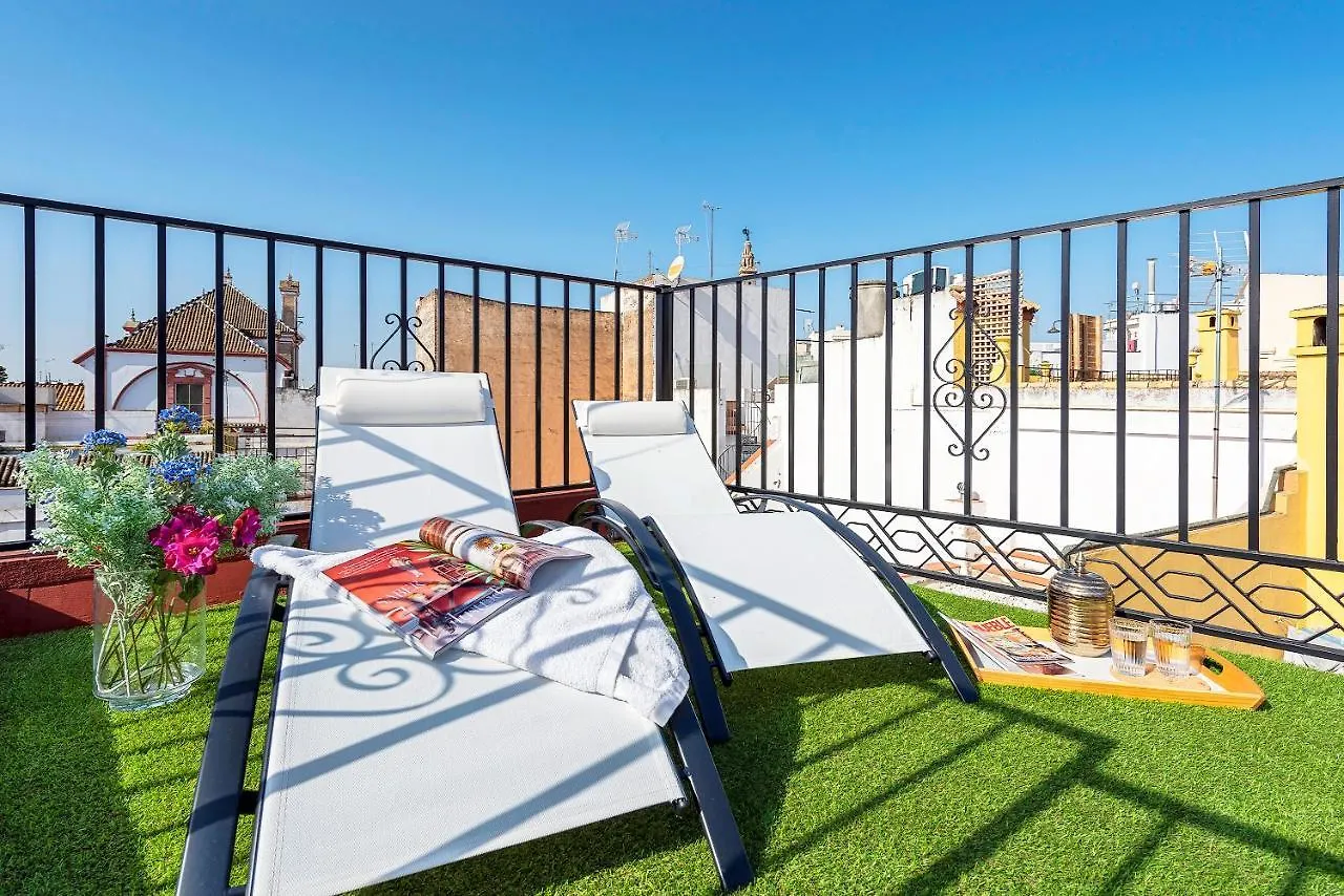 Genteel Home Lope de Rueda Sevilla 0*,  España
